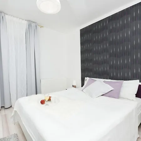 Mateo Semesterbostad Zadar