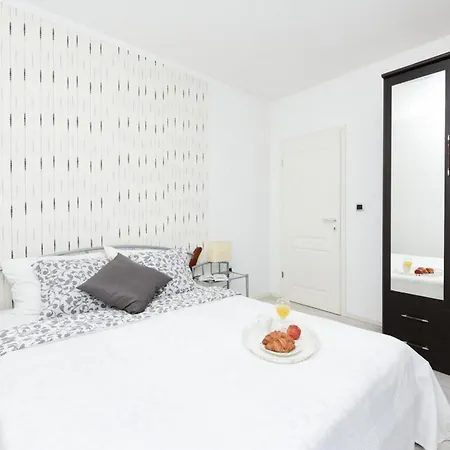 Semesterbostad Mateo